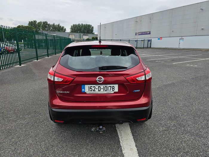 Nissan QASHQAI 2015