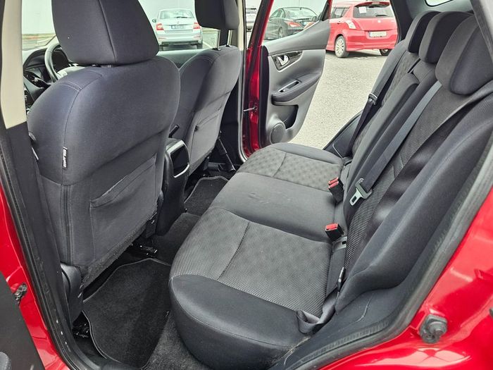 Nissan QASHQAI 2015