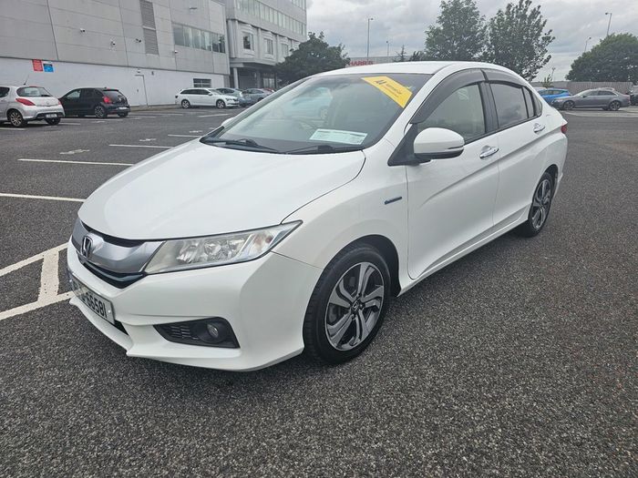 Honda Grace 2016