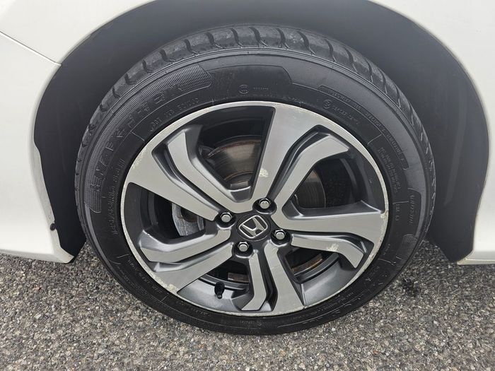 Honda Grace 2016