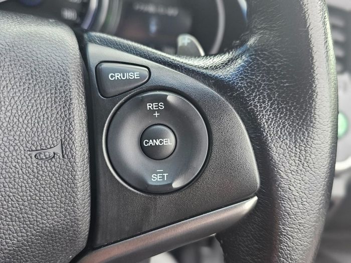 Honda Grace 2016