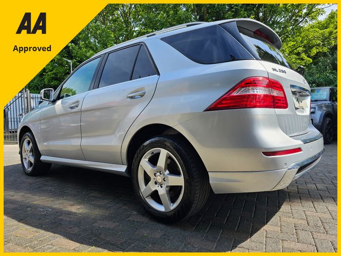 Mercedes-Benz M-Class 2012