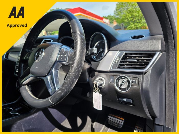 Mercedes-Benz M-Class 2012