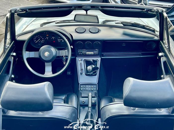 Alfa Romeo Spider 1989