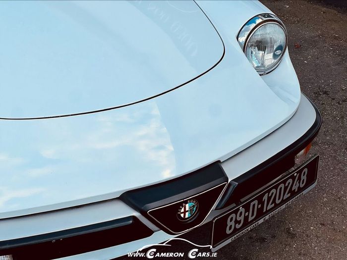 Alfa Romeo Spider 1989