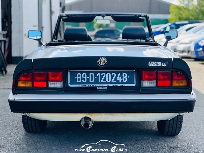 Alfa Romeo Spider 1989