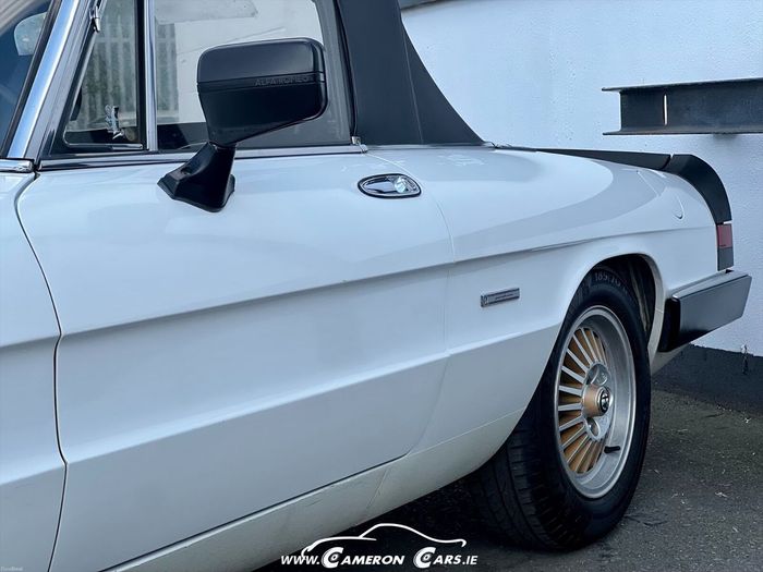Alfa Romeo Spider 1989