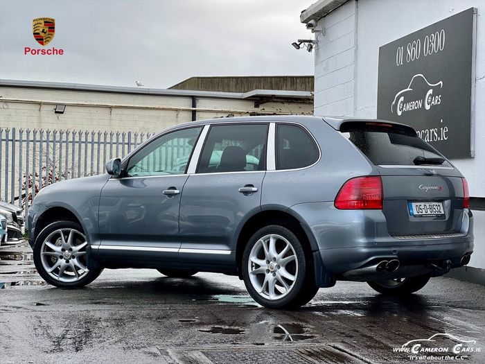 Porsche Cayenne 2005