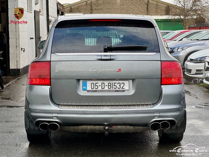Porsche Cayenne 2005