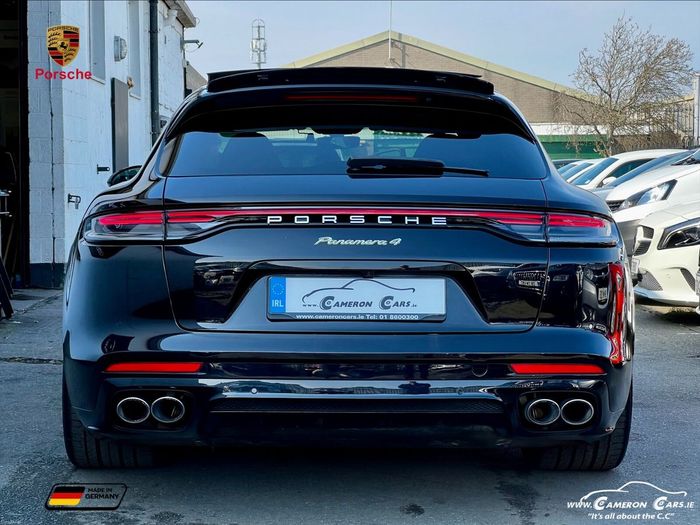 Porsche Panamera 2022