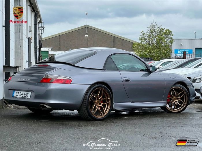 Porsche 911 2002