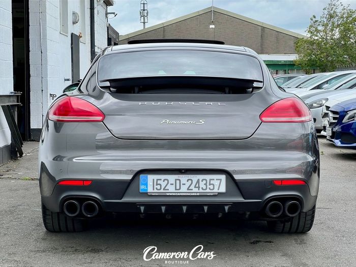Porsche Panamera 2015