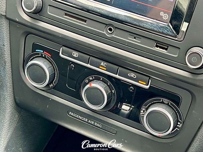 Volkswagen Beetle 2012