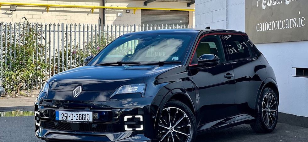 Renault 5 E-TECH 2025