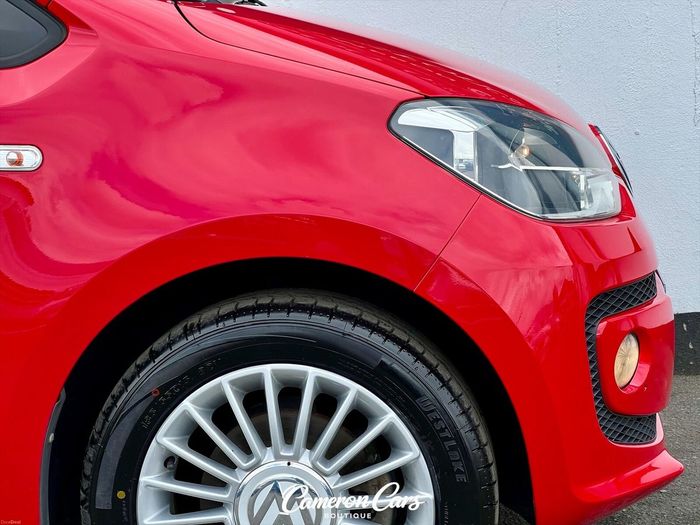 Volkswagen Up! 2014