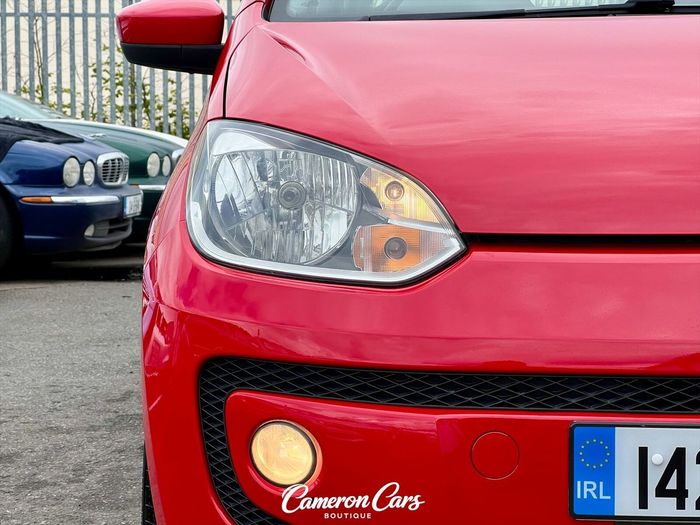 Volkswagen Up! 2014