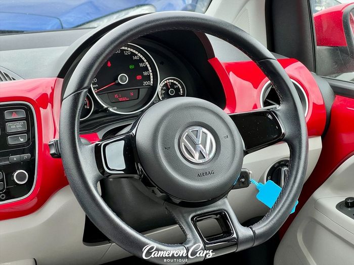 Volkswagen Up! 2014