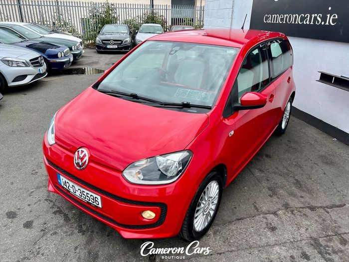 Volkswagen Up! 2014