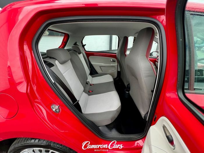 Volkswagen Up! 2014