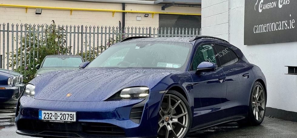 Porsche Taycan 2023