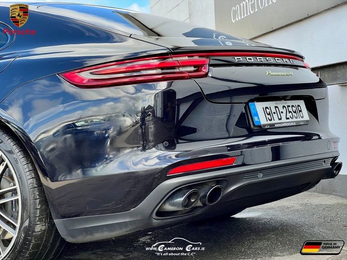Porsche Panamera 2019