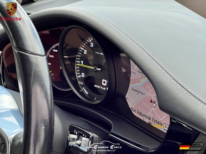 Porsche Panamera 2019
