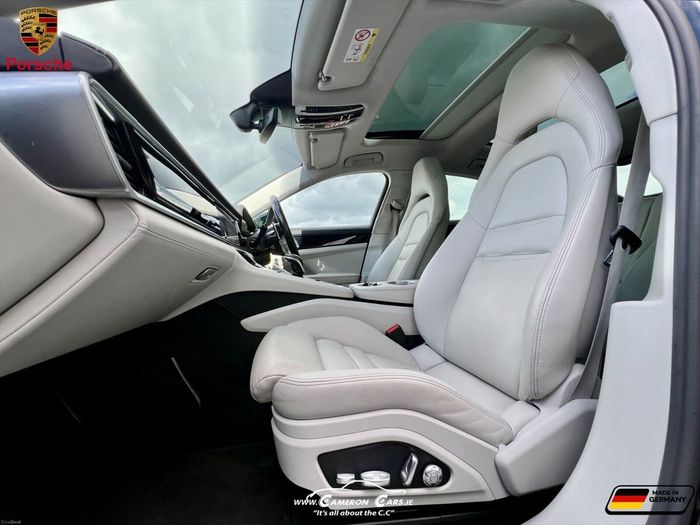 Porsche Panamera 2019
