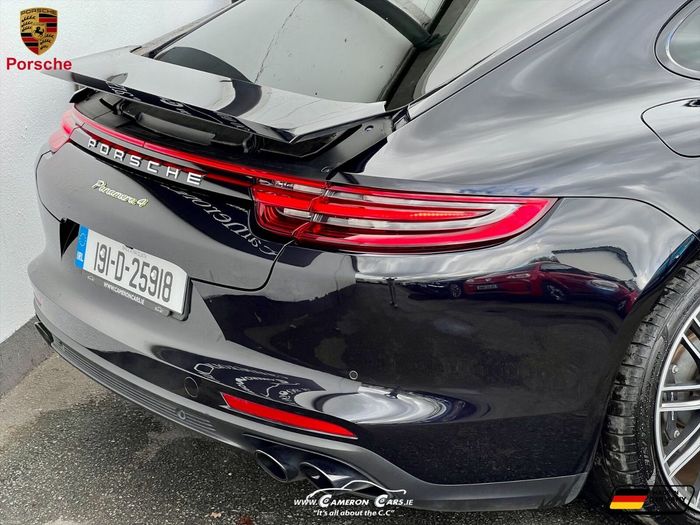 Porsche Panamera 2019