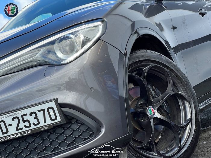 Alfa Romeo Stelvio 2021