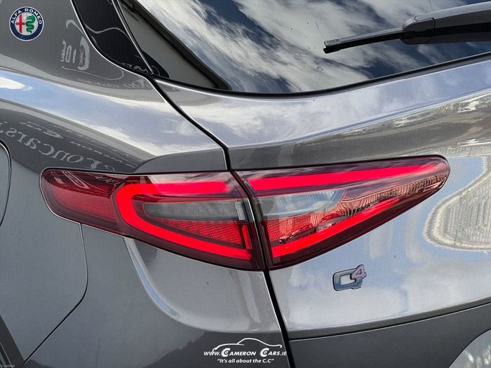 Alfa Romeo Stelvio 2021