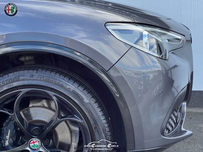 Alfa Romeo Stelvio 2021