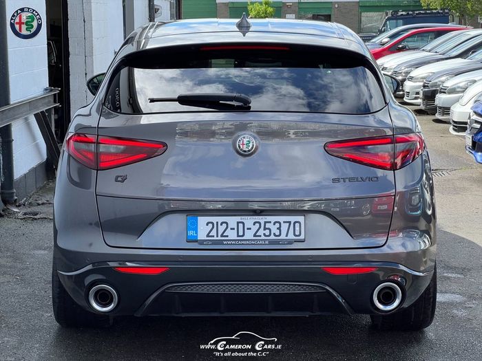Alfa Romeo Stelvio 2021