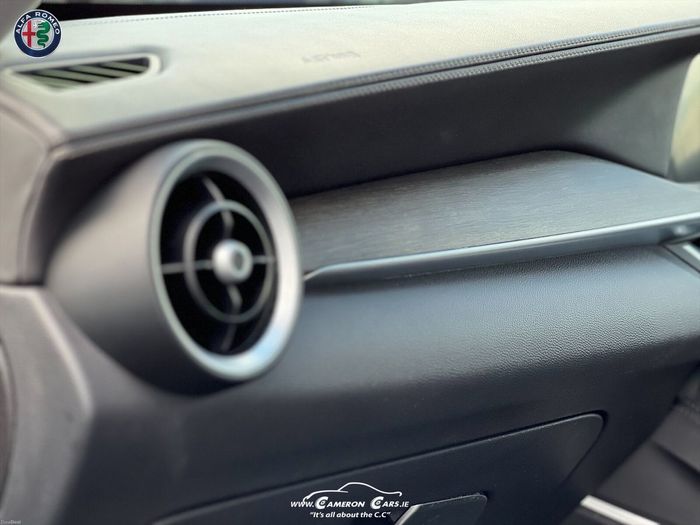 Alfa Romeo Stelvio 2021