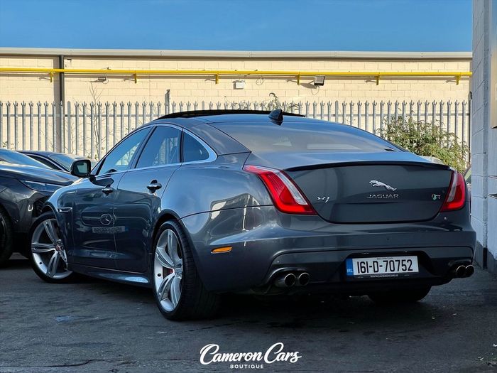 Jaguar XJ Series 2016