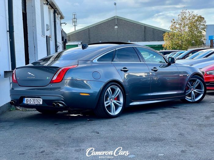 Jaguar XJ Series 2016
