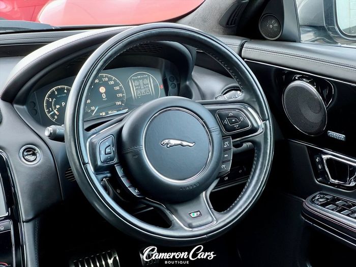 Jaguar XJ Series 2016