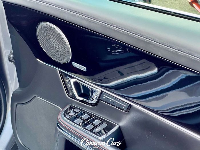 Jaguar XJ Series 2016