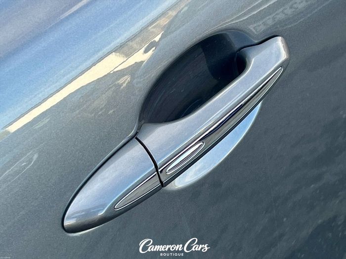 Jaguar XJ Series 2016