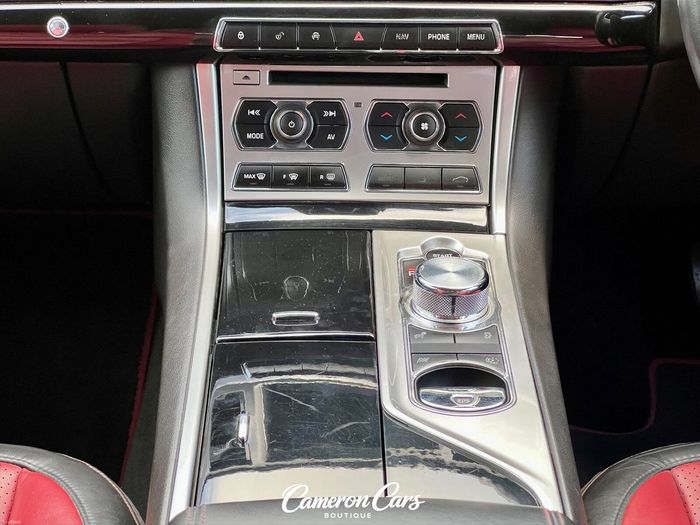 Jaguar XF 2013
