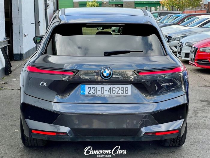 BMW IX 2023