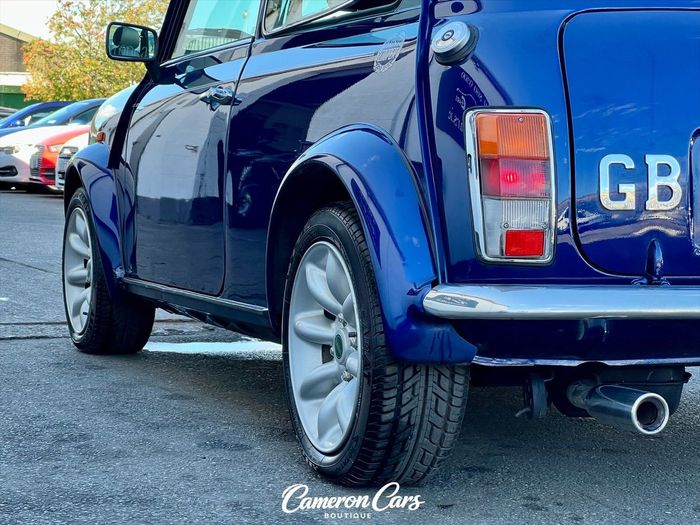 MINI Cooper 2000