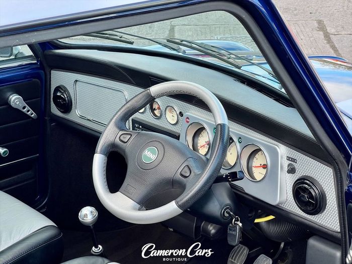 MINI Cooper 2000