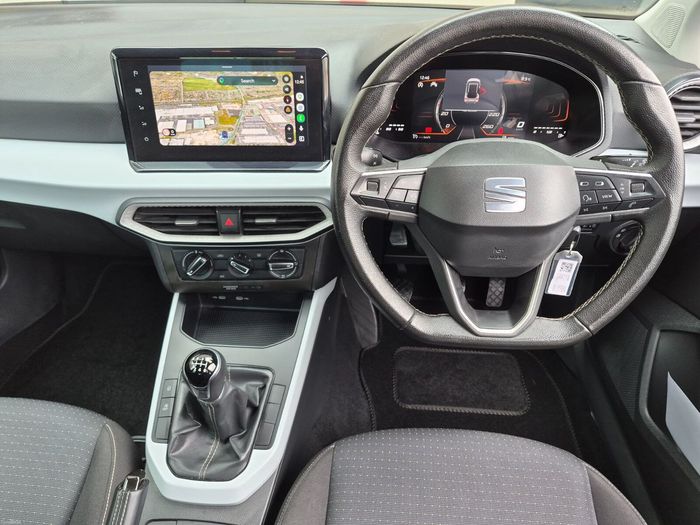 SEAT Arona 2024