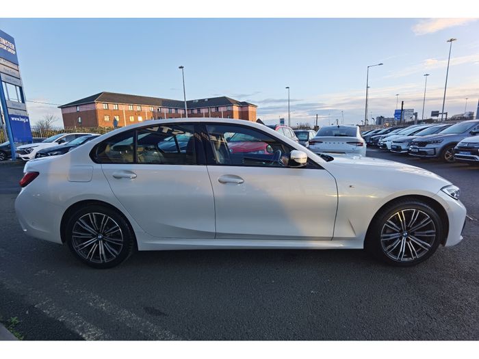 BMW 3 Series 2021