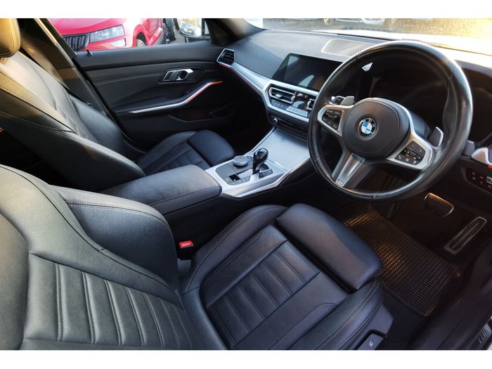 BMW 3 Series 2021
