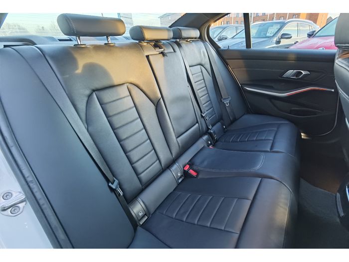 BMW 3 Series 2021
