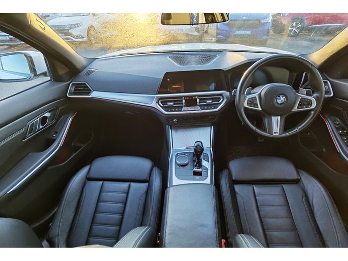 BMW 3 Series 2021