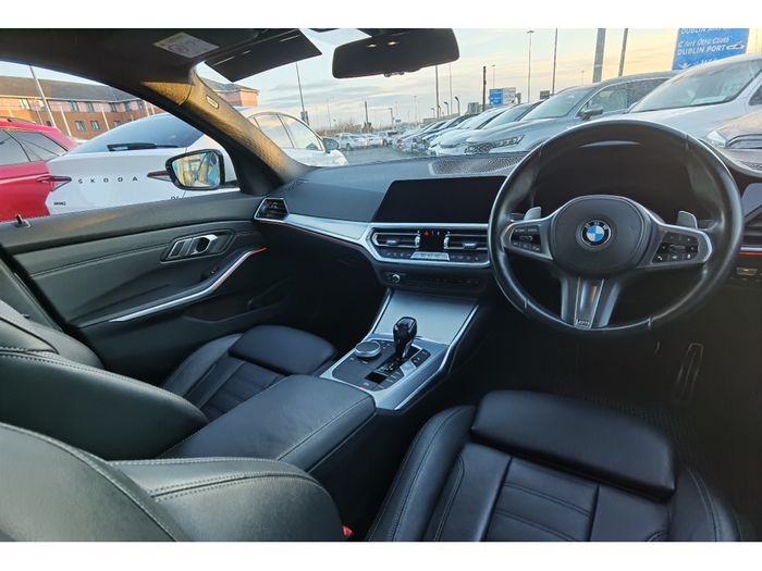 BMW 3 Series 2021