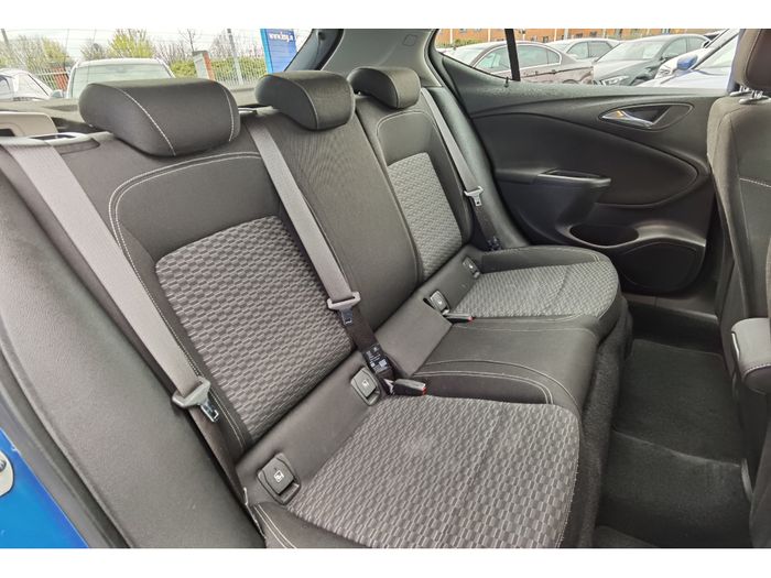 Opel Astra 2018