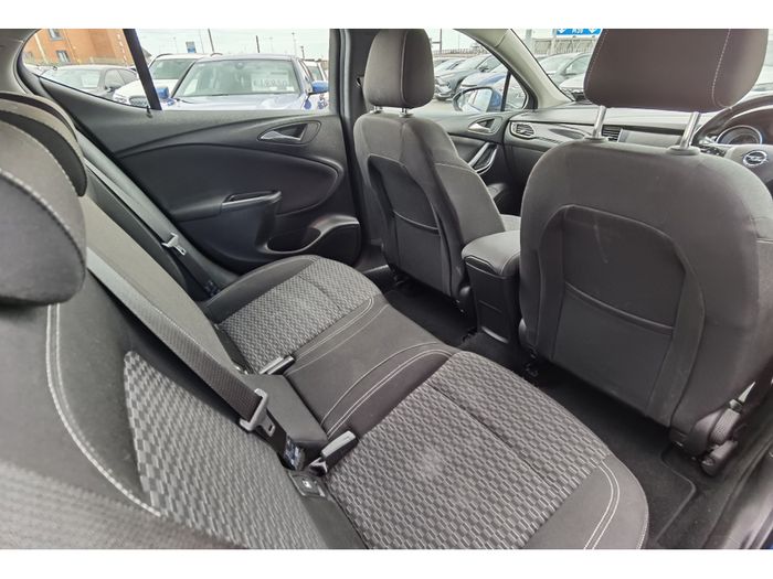 Opel Astra 2018